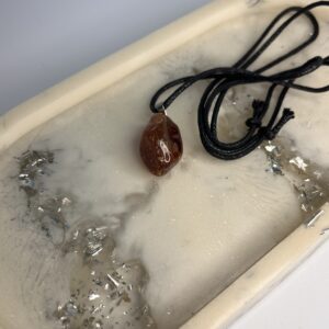 Colar com Pedra da Água