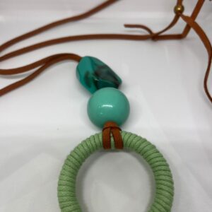 Cordao Com Pingente Redondo Verde com Pedra Verde Agua