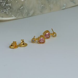 Brinco Coração Pedra Embutida e Zircônia na Base